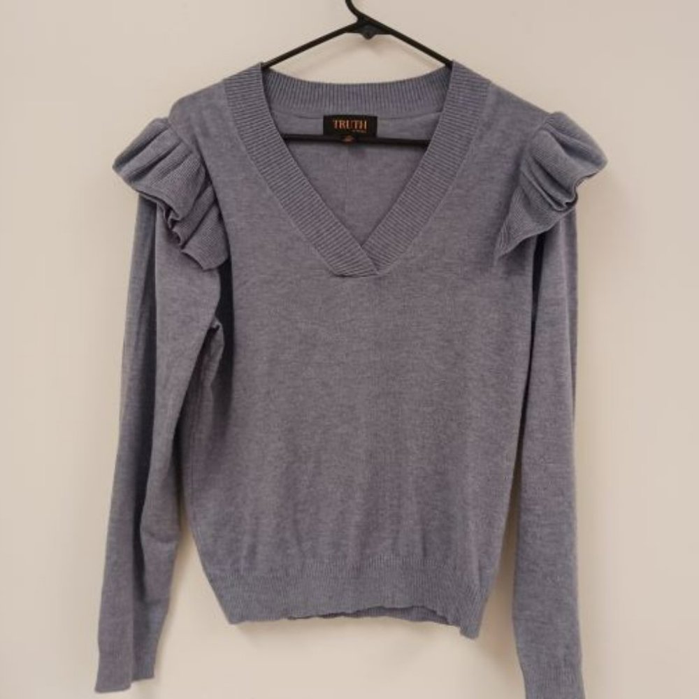 TRUTH BY REPUBLIC Blue Ruffle Sweater Size L